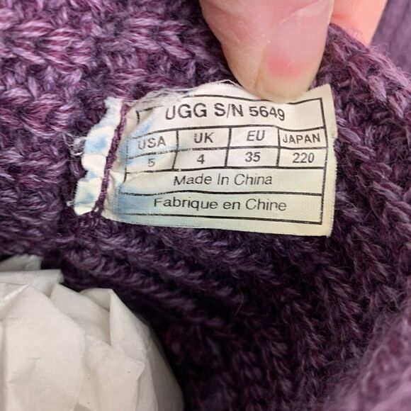UGG Australia purple Sweater knit button boots size 5 - Picture 15 of 16